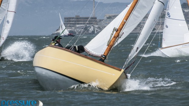2013 crewed duxship