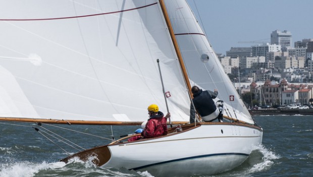 2013 crewed duxship