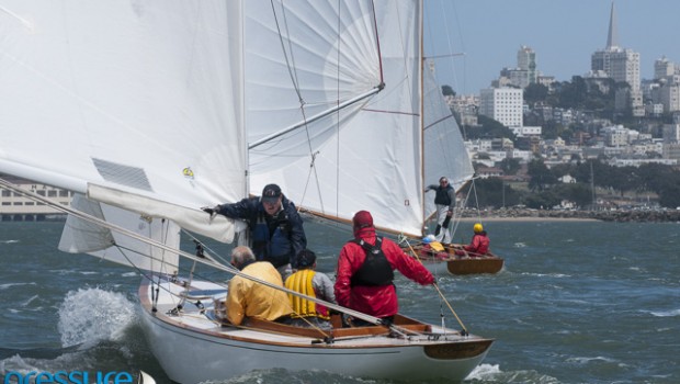 2013 crewed duxship