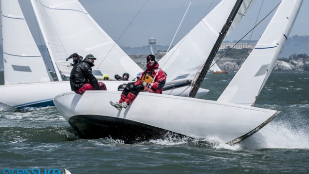 2013 crewed duxship