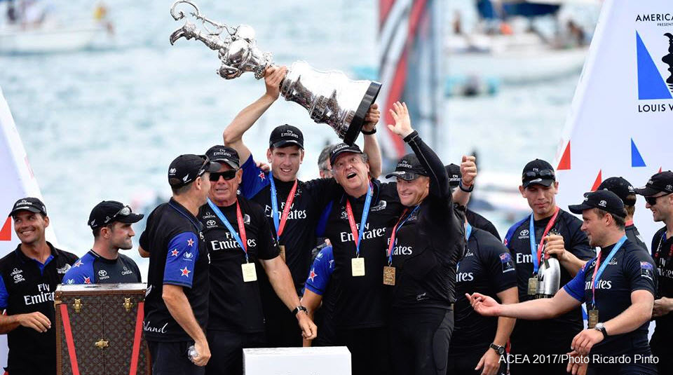 New Zealand wins 35th America's Cup >> Scuttlebutt Sailing News ...