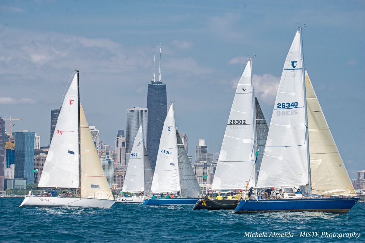 Storm disrupts Chicago Mackinac Race >> Scuttlebutt Sailing News