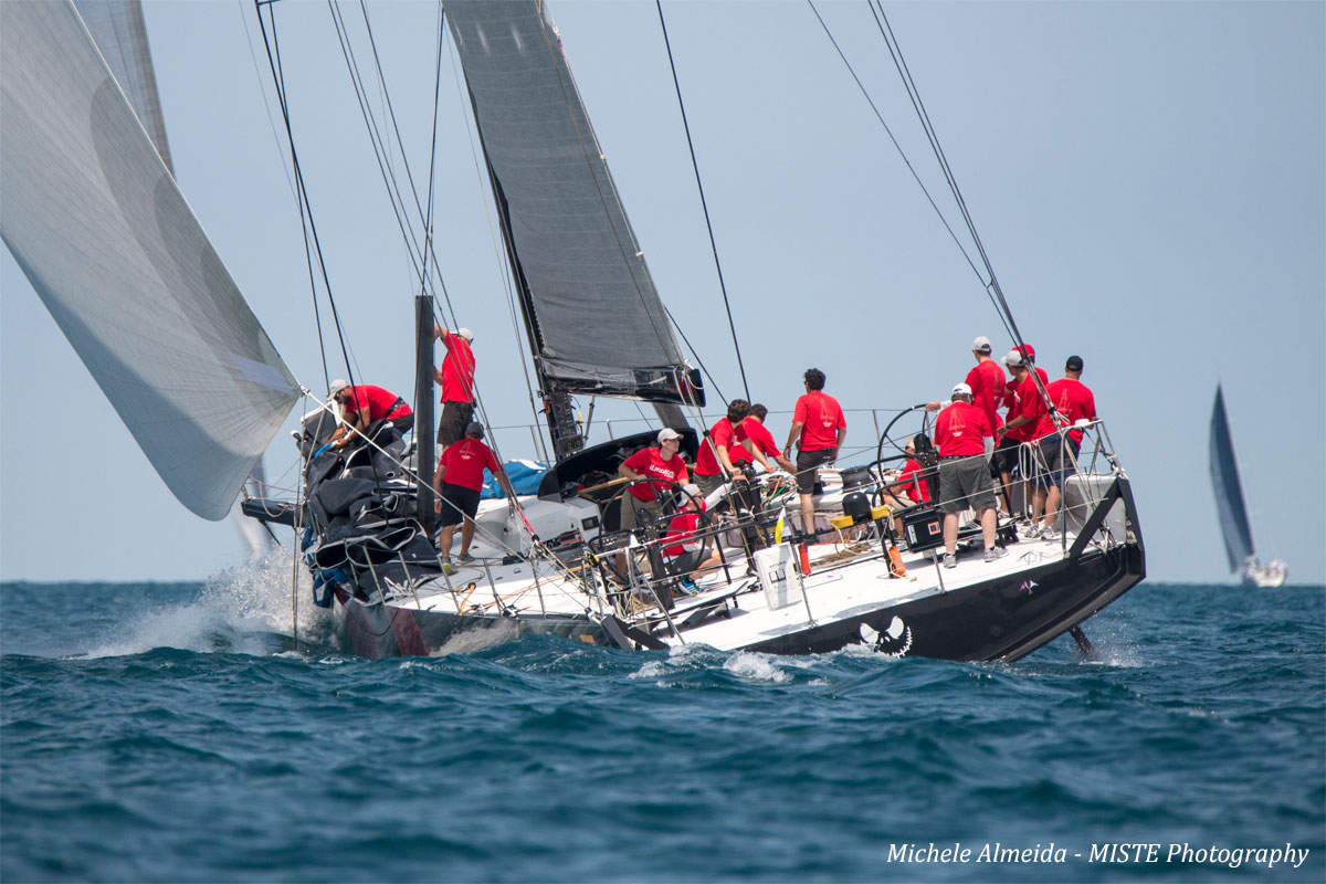 sailboat race chicago to mackinac