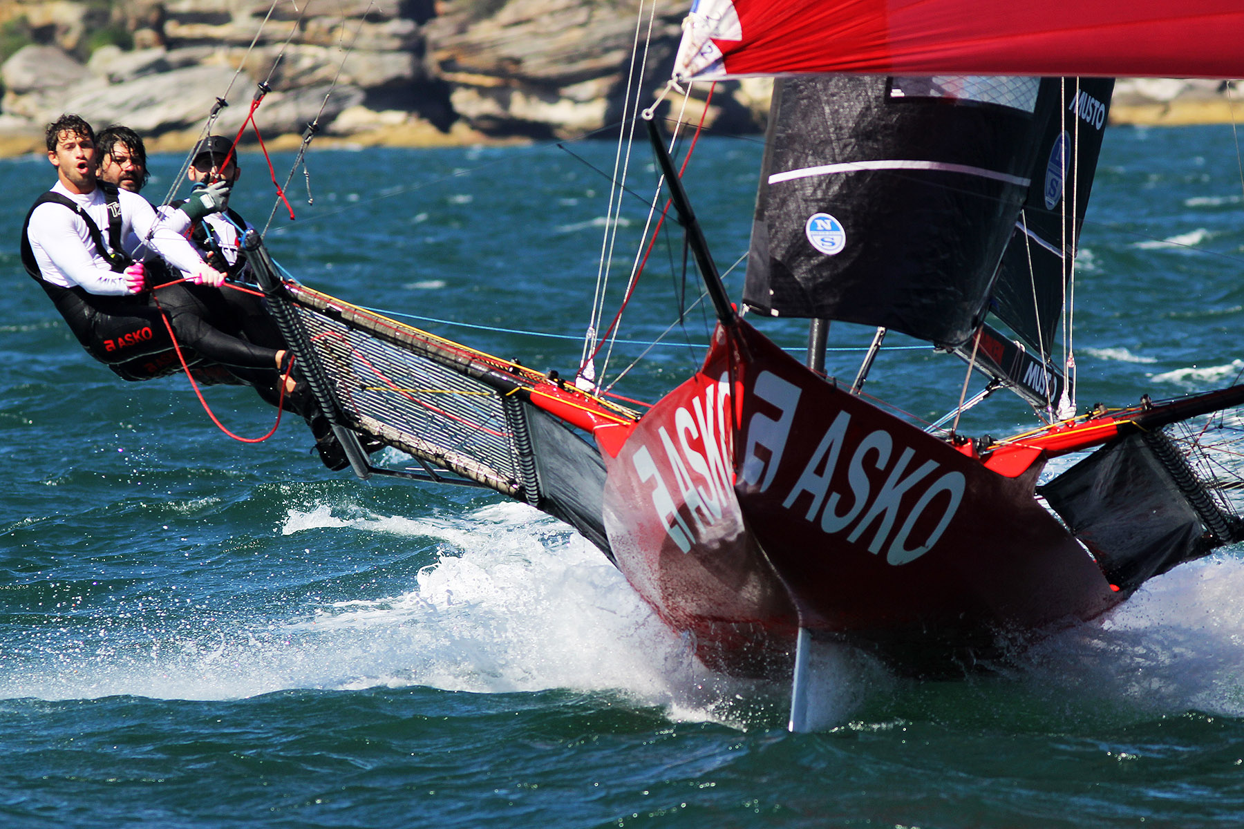 Photos 18ft Skiff Thrills And Spills Scuttlebutt Sailing News