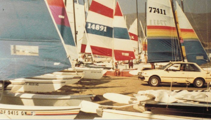 www.sailingscuttlebutt.com