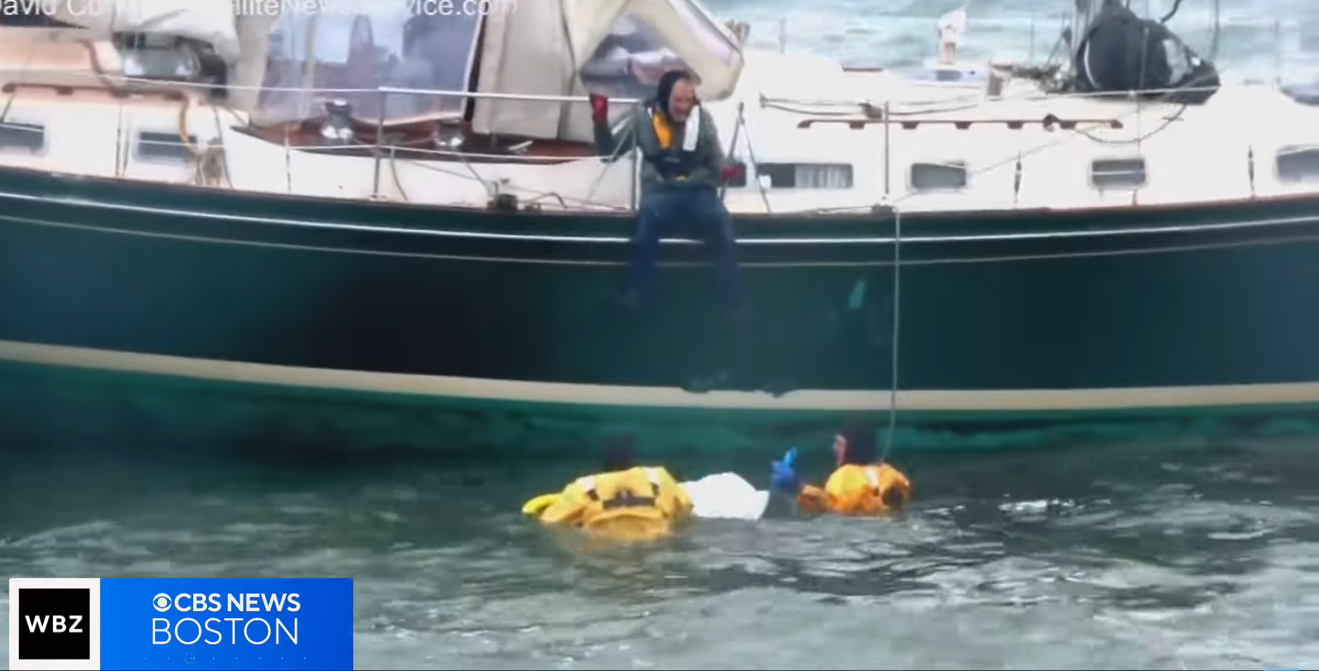 VIDEO Sailboat aground in Plymouth >> Scuttlebutt Sailing News