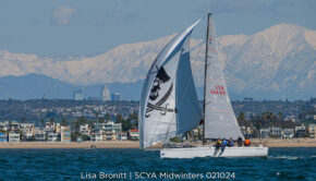 f101 foiling trimaran